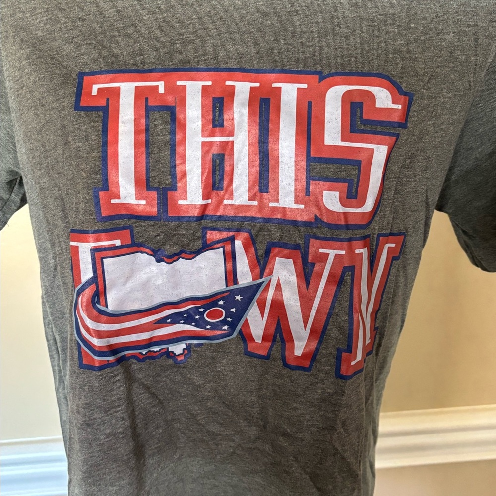 O.A.R.Band graphic tshirt with Columbus Blue Jackets’This Town’ logo - Picture 2 of 5